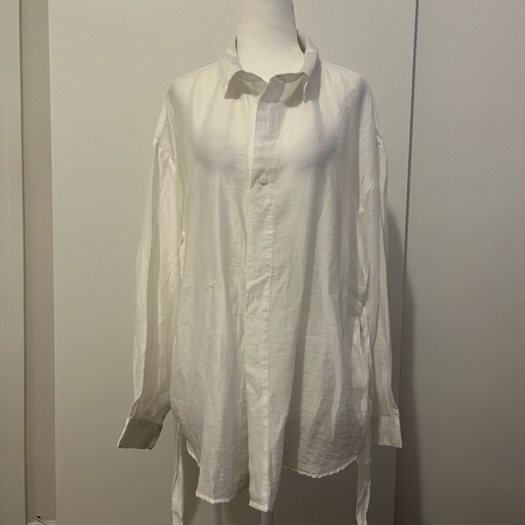 WHITE BLOUSE - CLASSY & TIMELESS - Picture 7 of 11